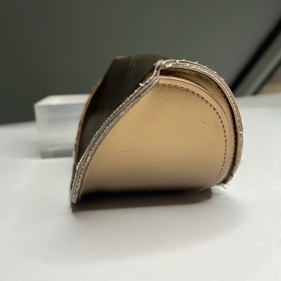 Gucci Large Aviator Sunglasses Case Clutch - Picture 5 of 9